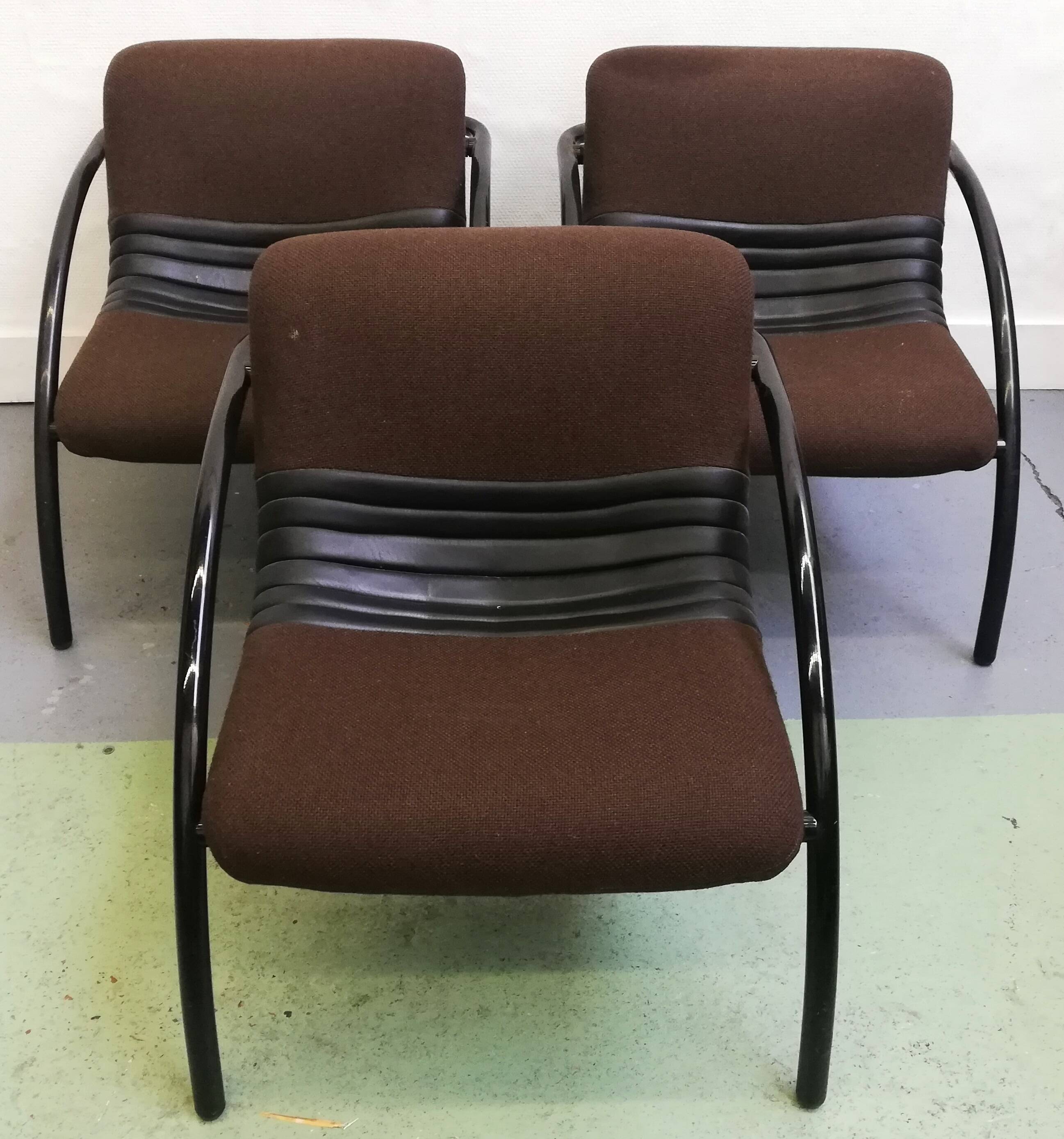 Suite de 3 chauffeuses Airborne