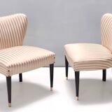 Paire de fauteuils cocktails vintage en satin beige, 1950