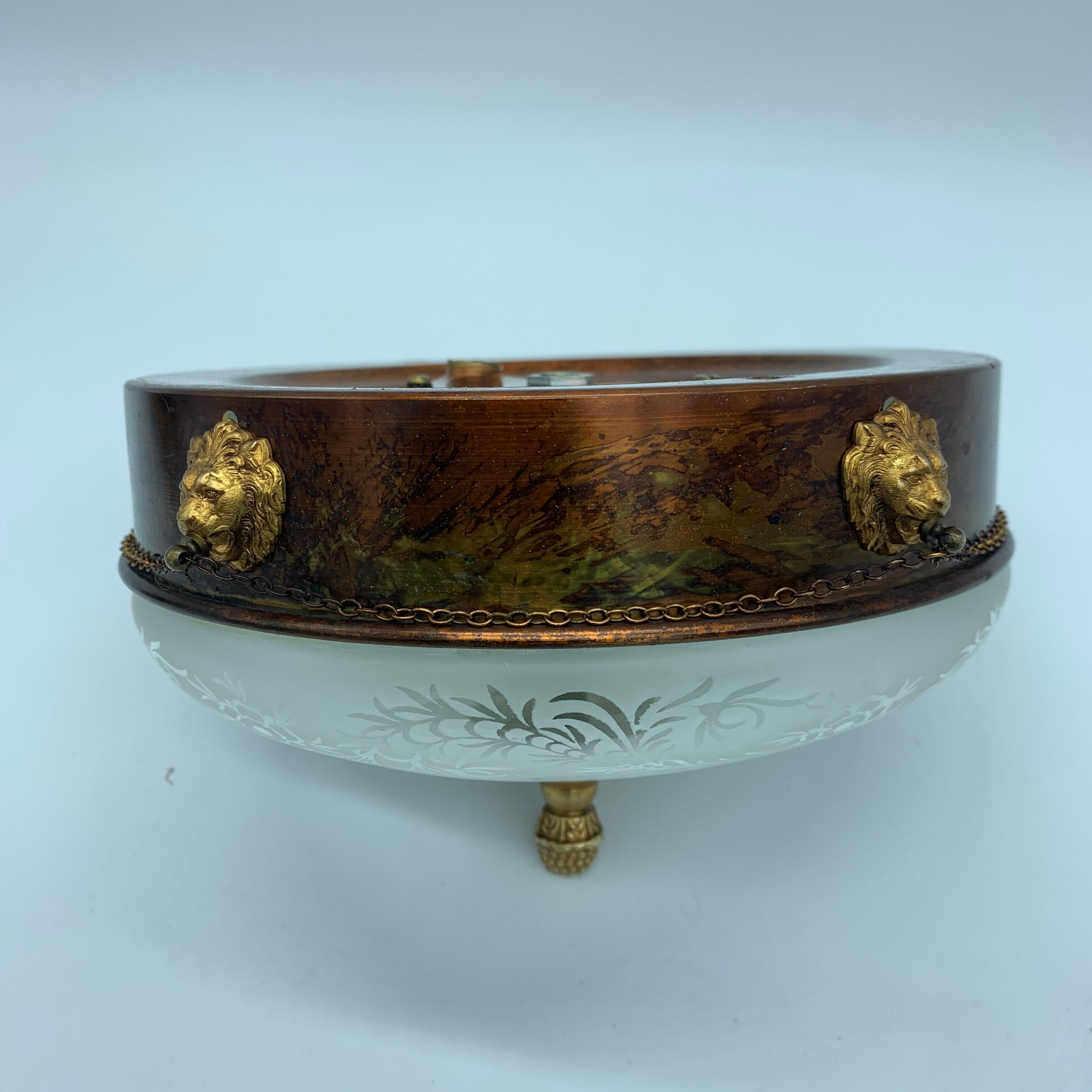 Globe-polished glass ceiling