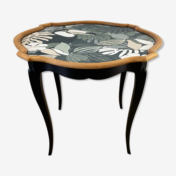 Table basse style classique relooké noir et jungle