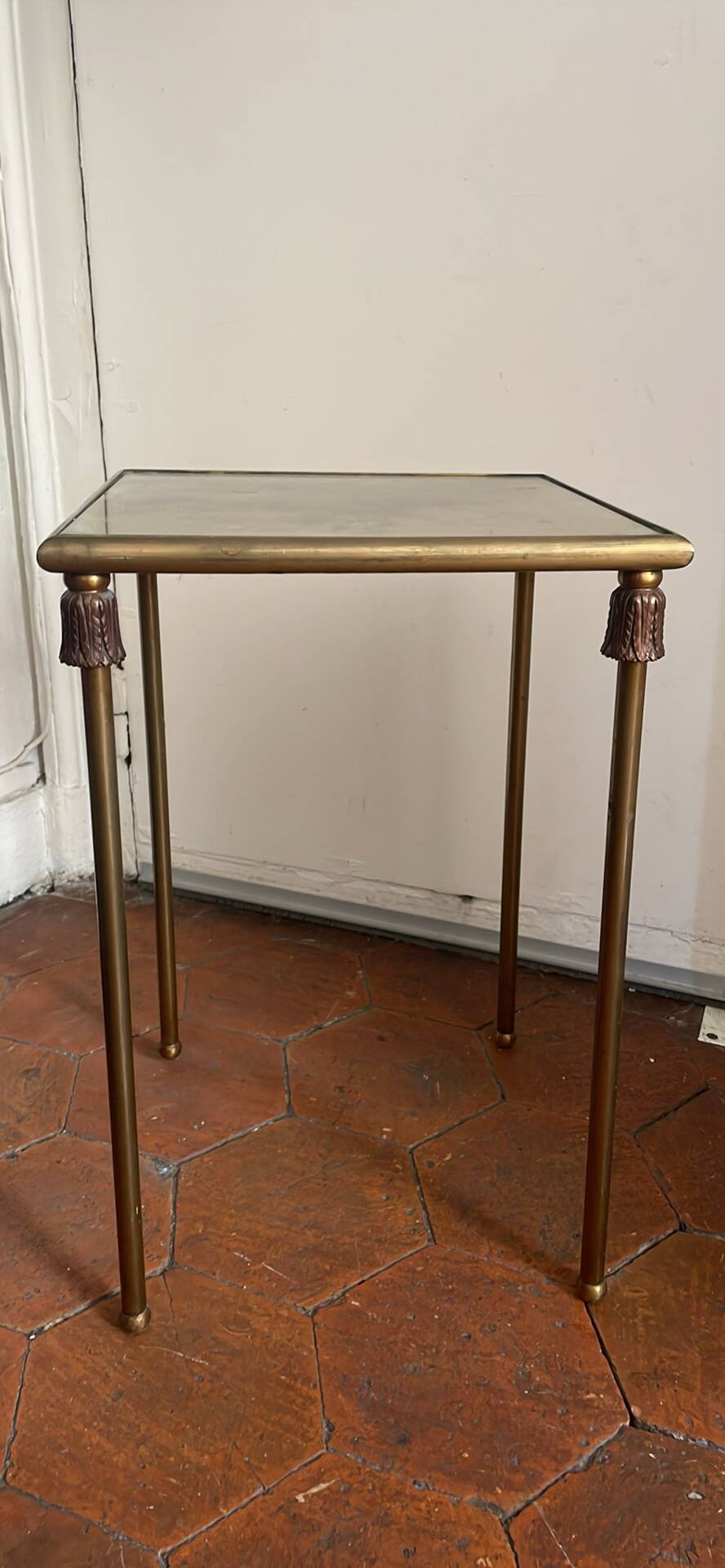 Tables d’appoint set des 3- side tables à set of three.