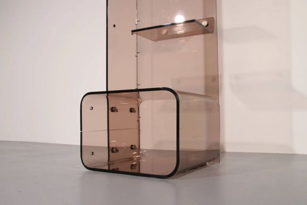 Bibliothèque en Plexiglas emblématique de Michel Dumas – design français des années 1970 inspiré de l'espace