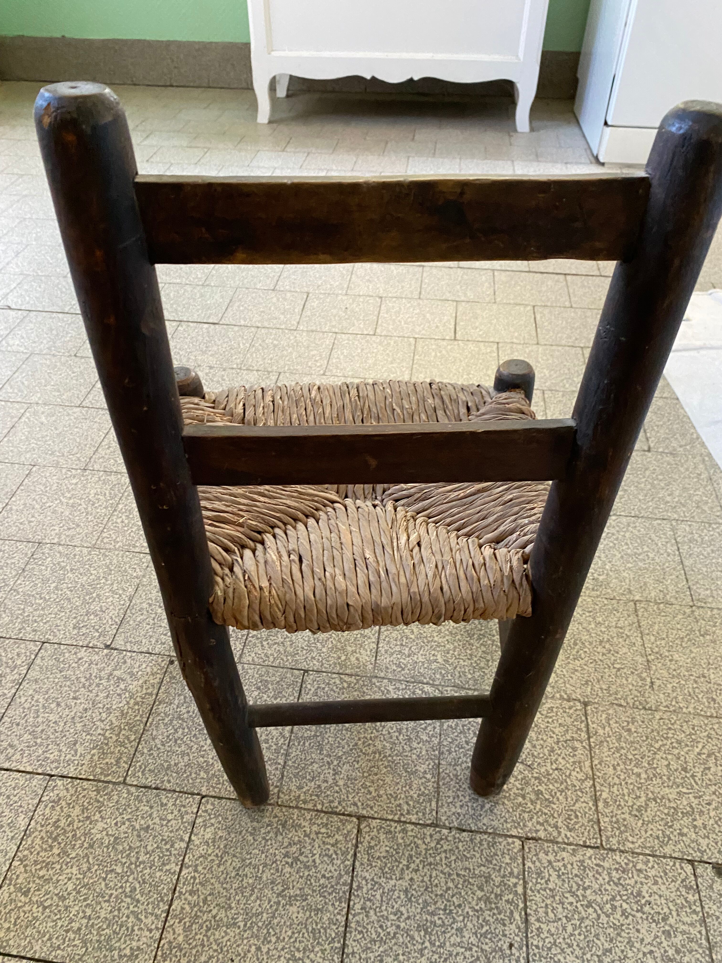 Wooden stool and children's canage