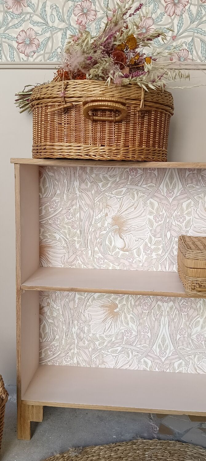 Small pink bookcase and wood