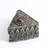 Old little jewelry box