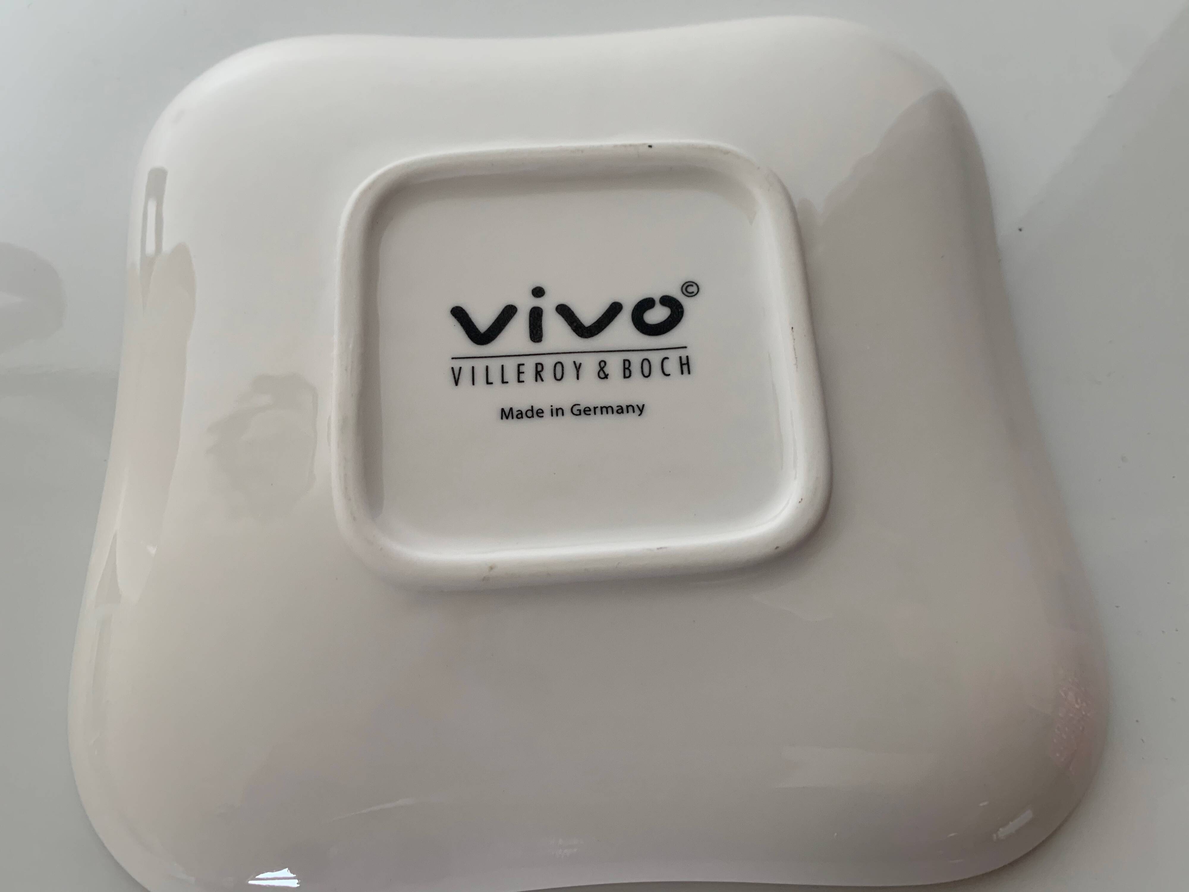 Tasse et soucoupe décor " vivo happy hand cherry"