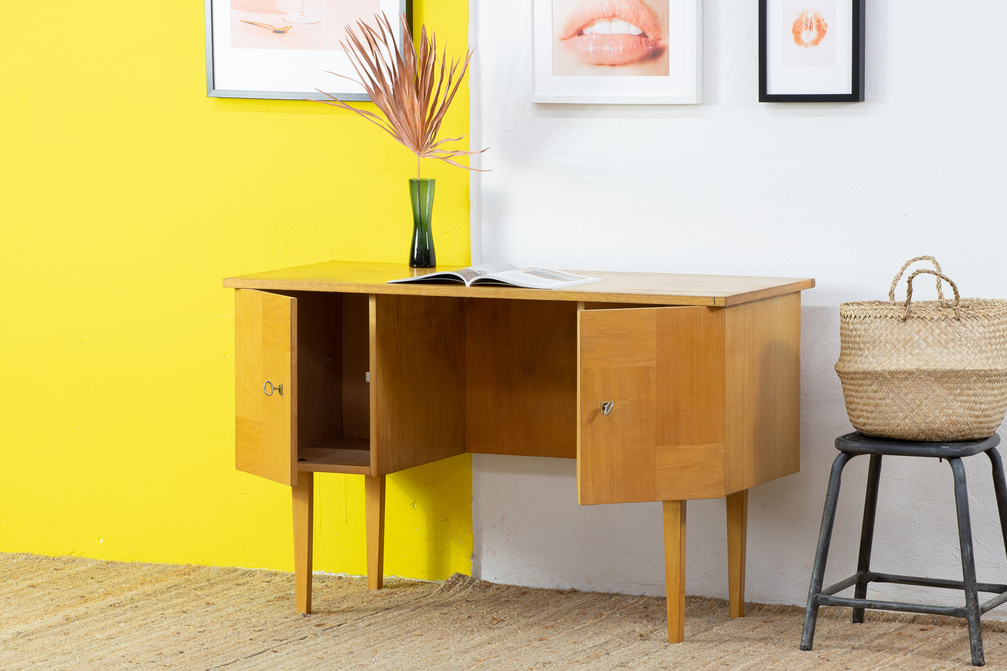 Vintage Scandinavian Office – 120 cm