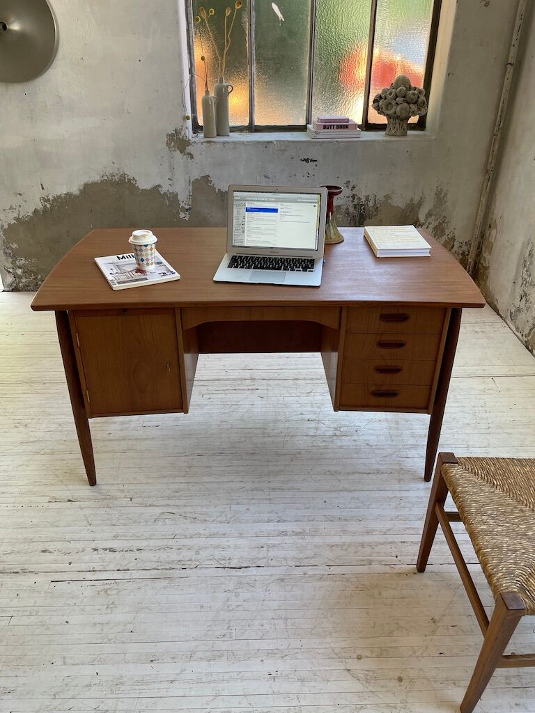 Scandinavian "boomerang" two-sided teak desk Midtjydsk Mobelfabrilk