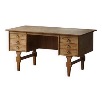 Free-standing oak desk by Henning Kjærnulf, mid-century Danish modernism, 1950s.