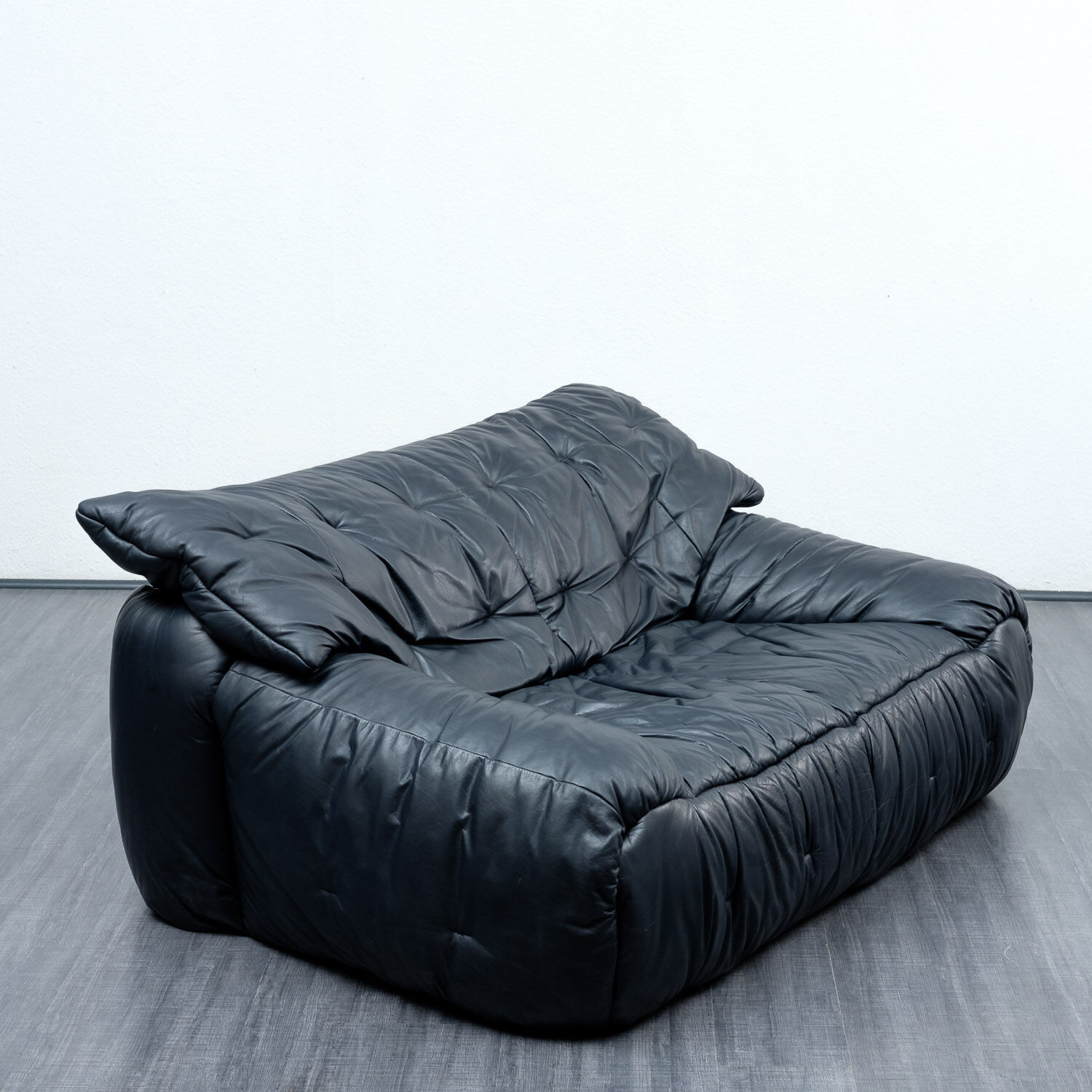 Black leather sofa, 70, two places