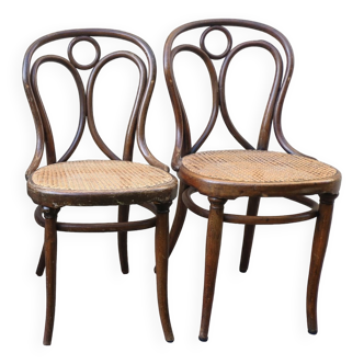 Paire de chaises Thonet nr 19/1 de 1888 ca