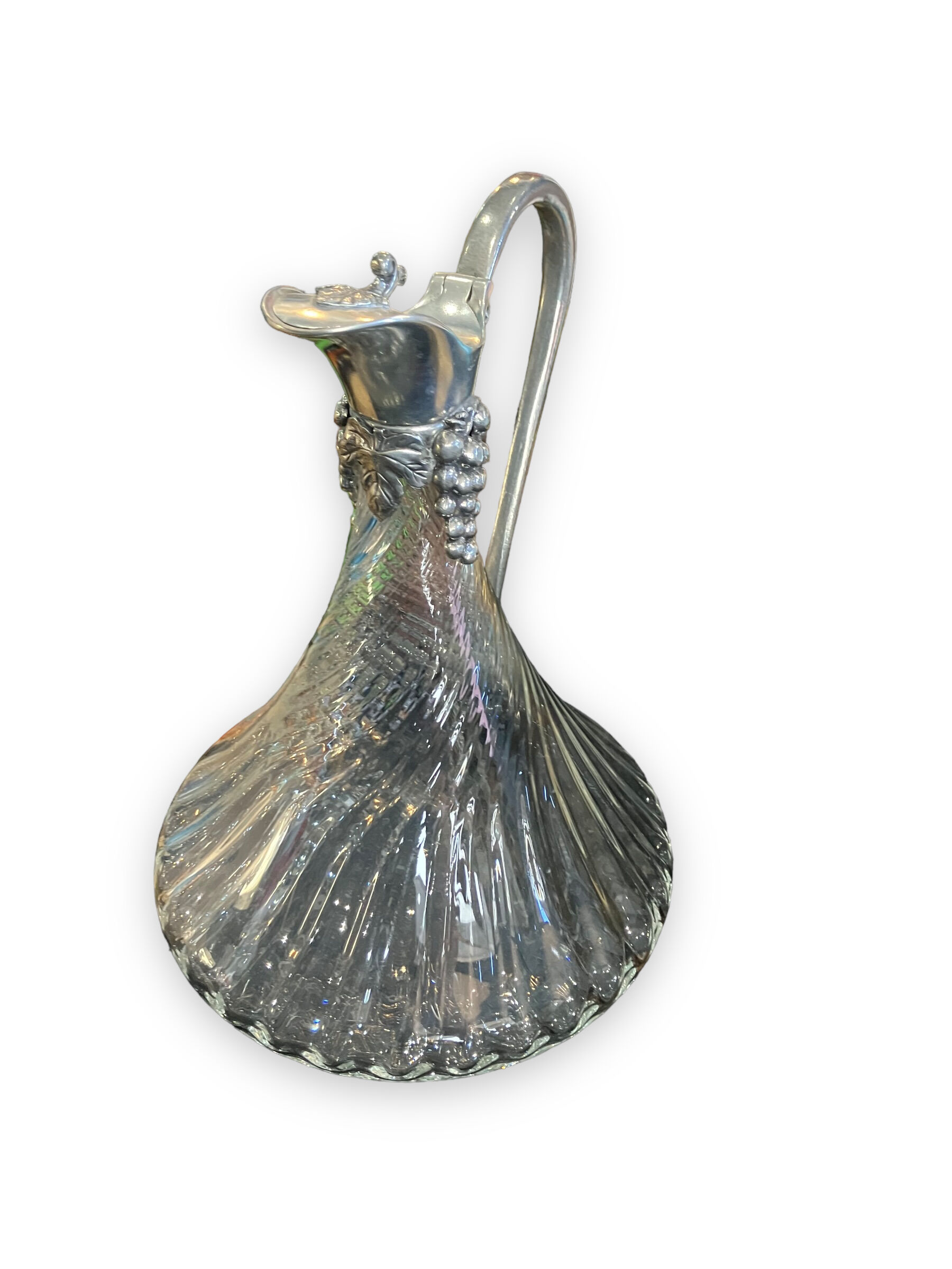 Ewer by jean guardère pampre de la vigne et raisin