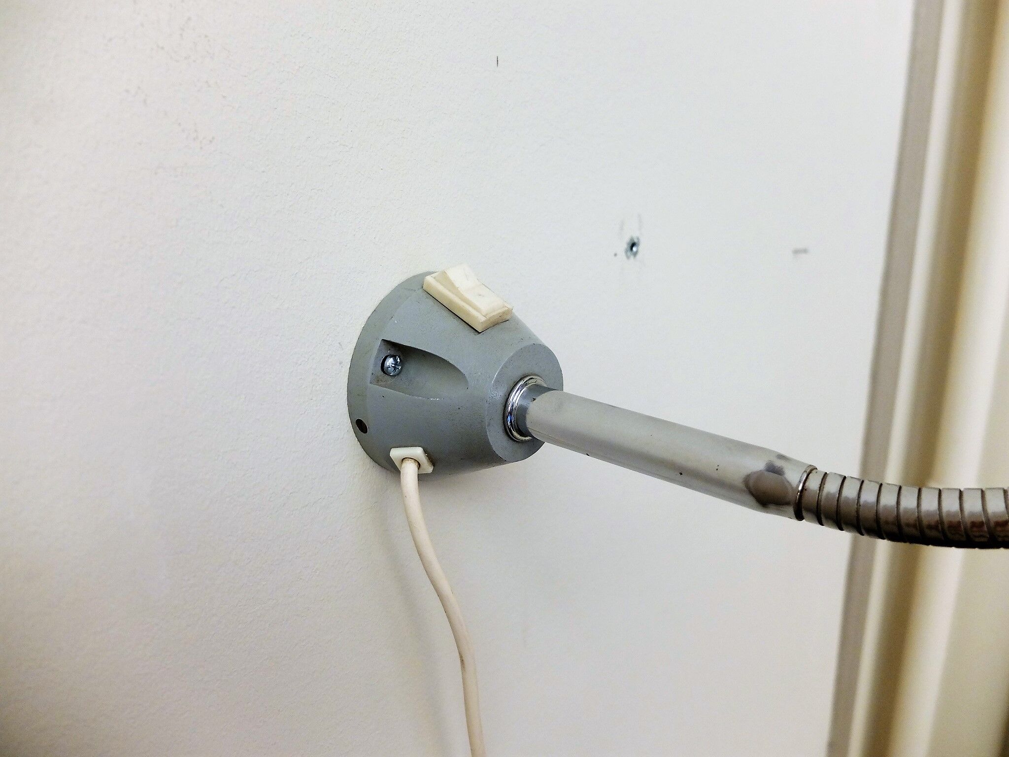 Vintage 1960 flexible desk lamp