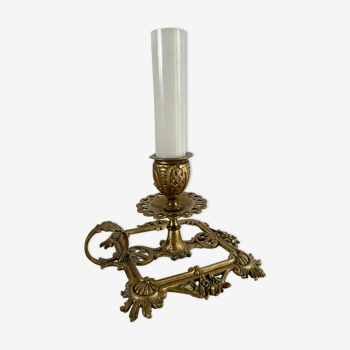 Candle holder, candle holder in golden brass