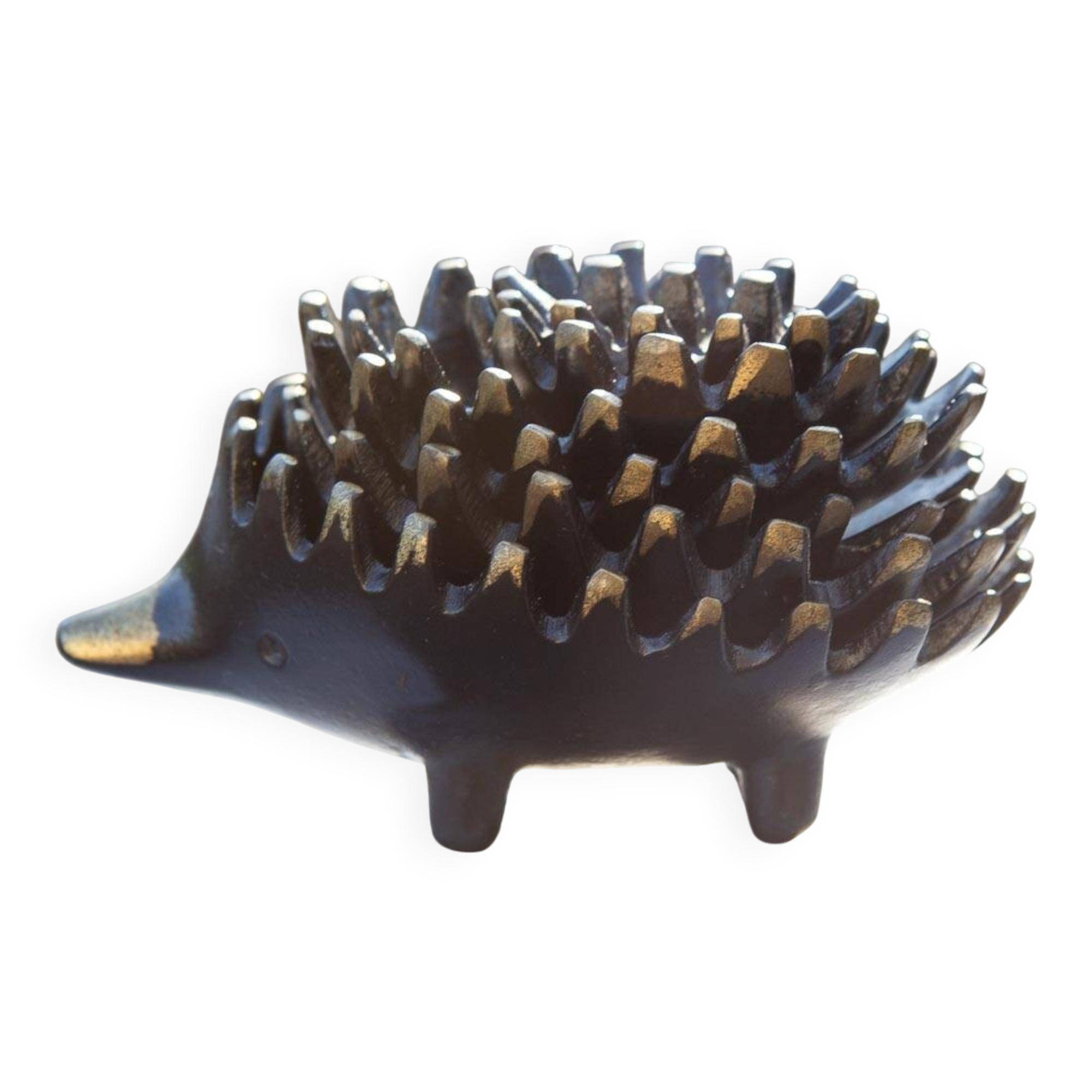 Hedgehog ensemble attributed to Walter Bosse, black patinated brass, circa 1950.