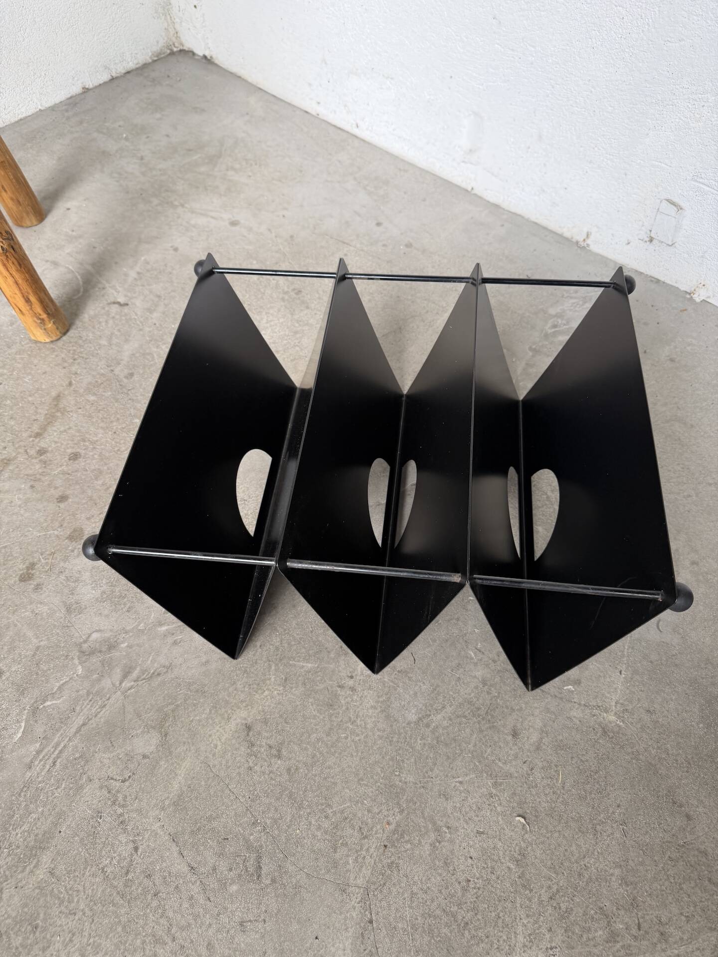 Modular magazine rack Memphis 1980