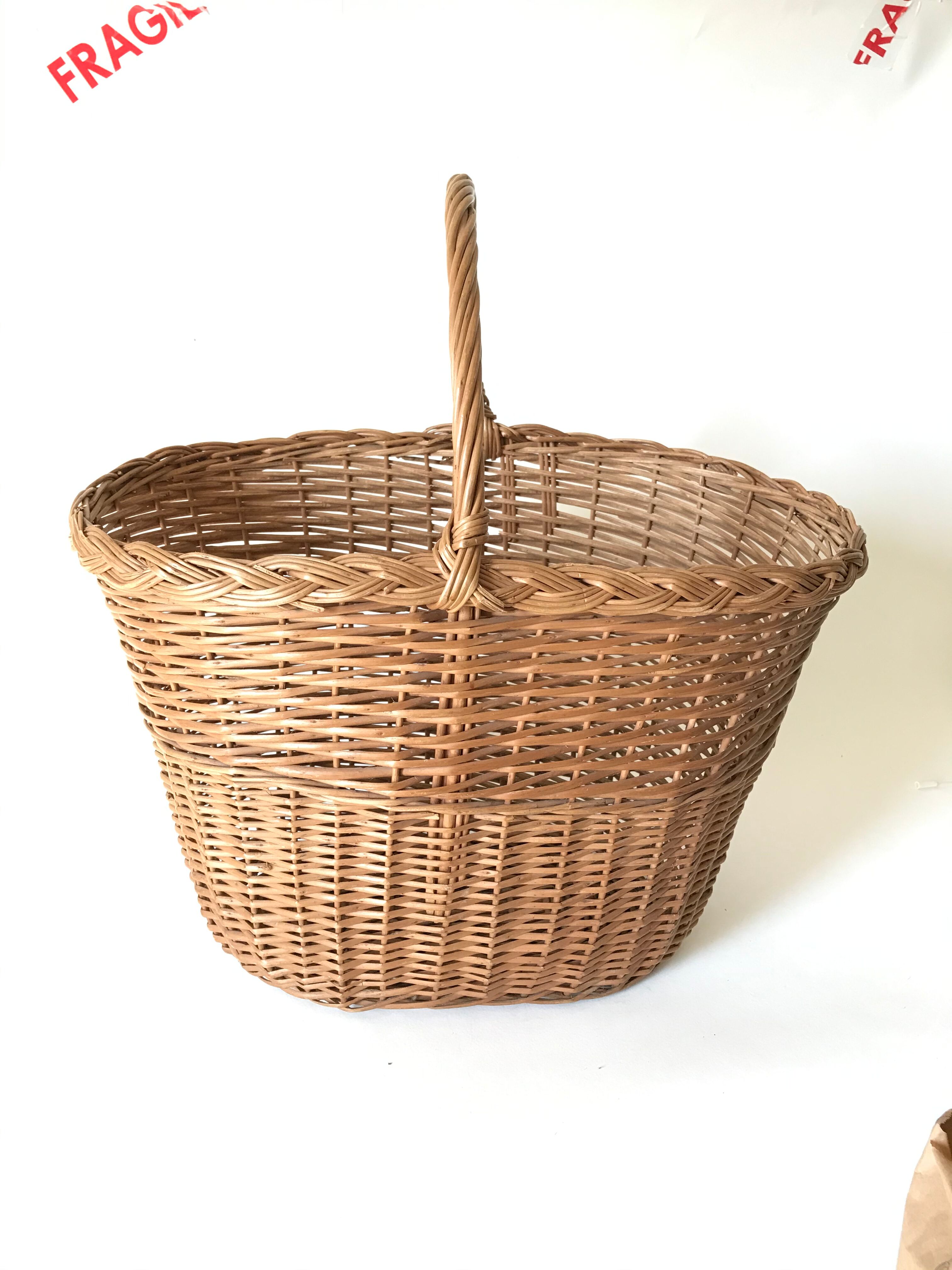 Wicker basket