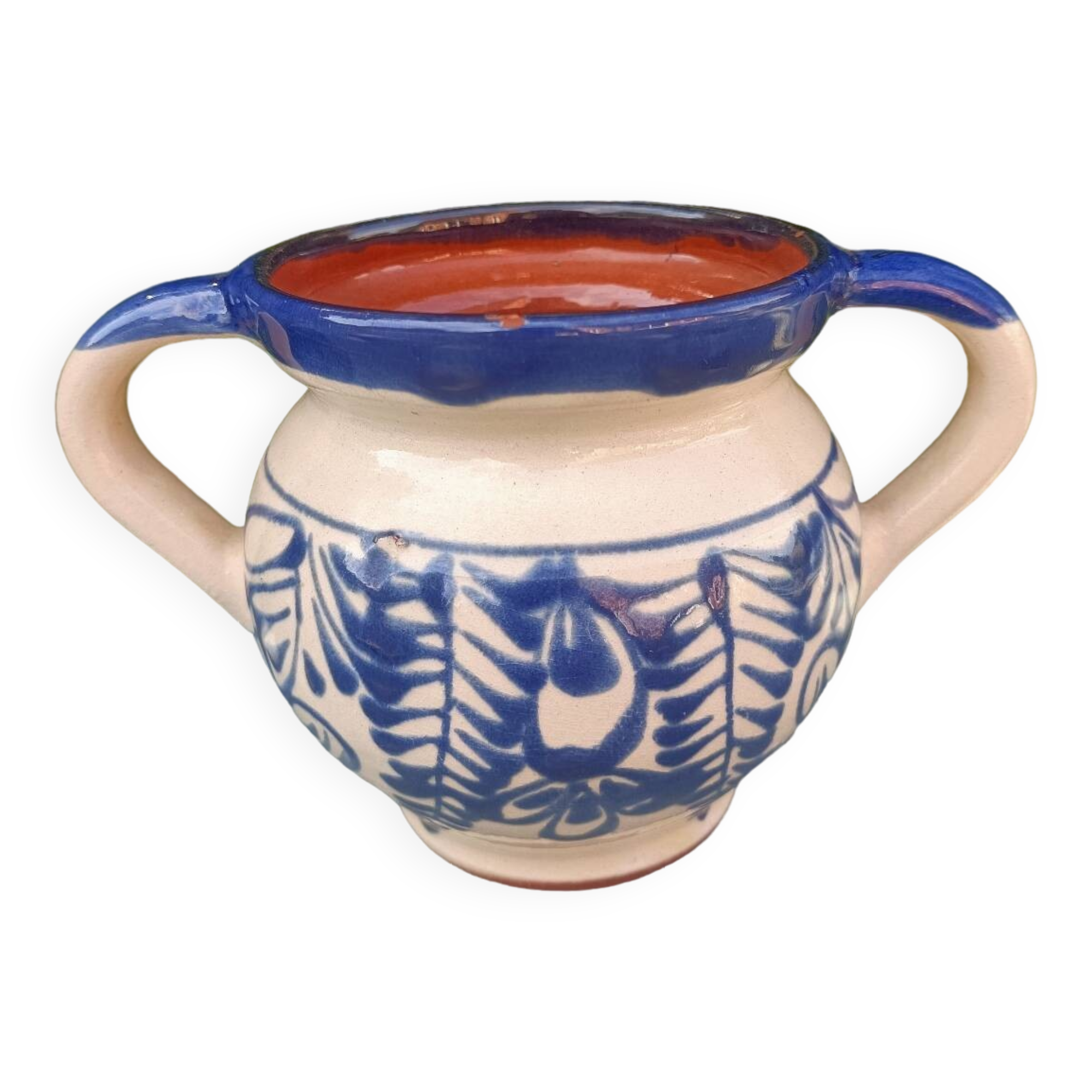 Small outdoor vase with handles