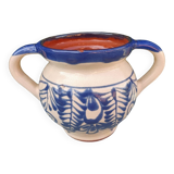 Small outdoor vase with handles