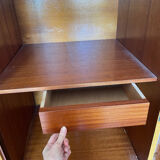 Scandinavian wardrobe with 2 doors and 1 mirror from the 1970s.