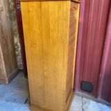 Curtain filing cabinet