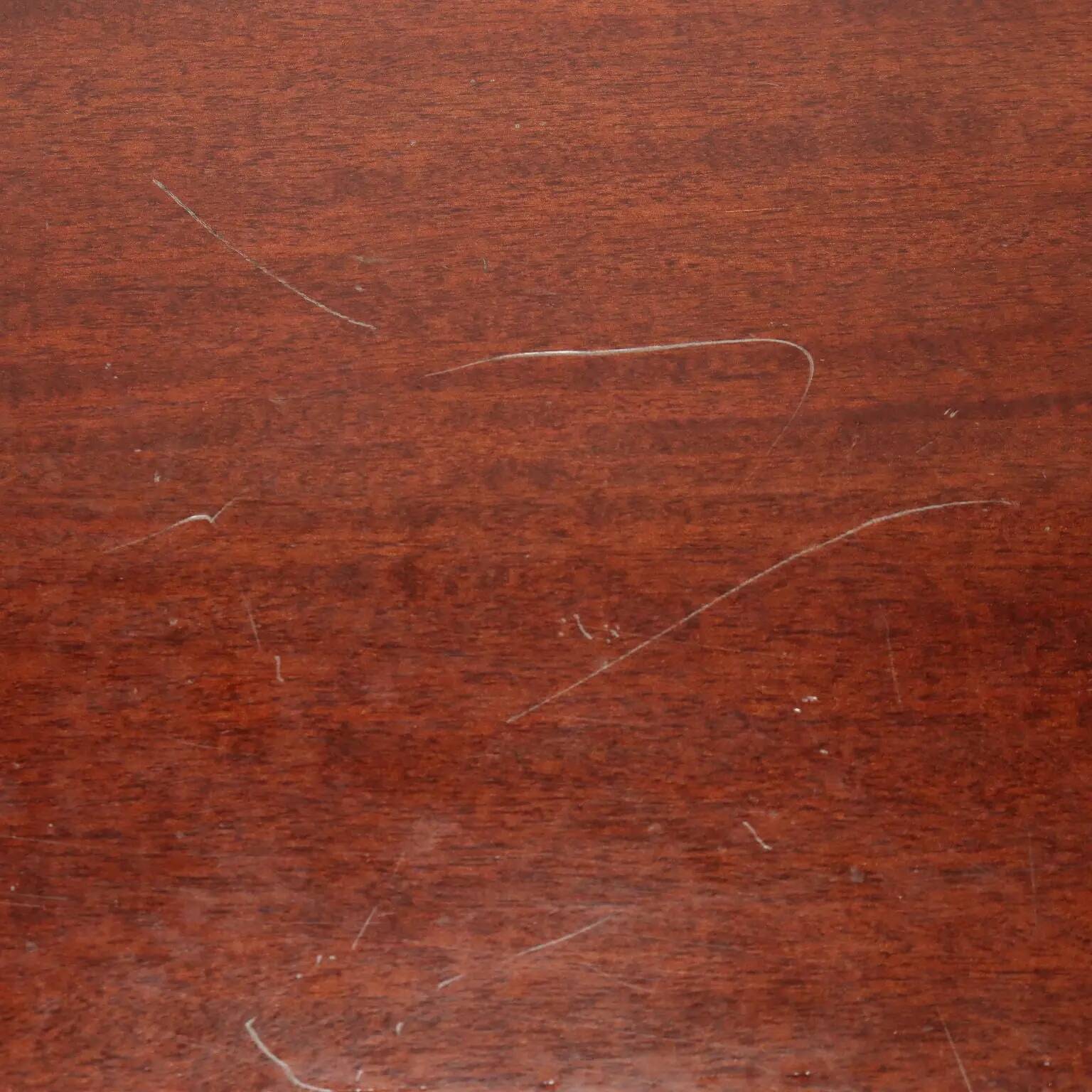 Table basse vintage des années 50-60 en placage d’acajou et hêtre peint