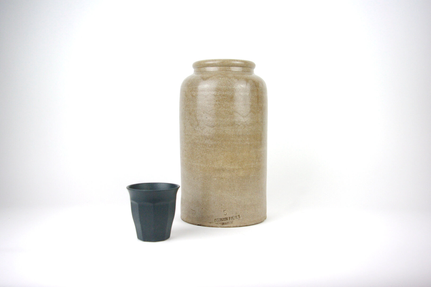 - Large vase in brown speckled sandstone signed "Bourdon Frères Paris"