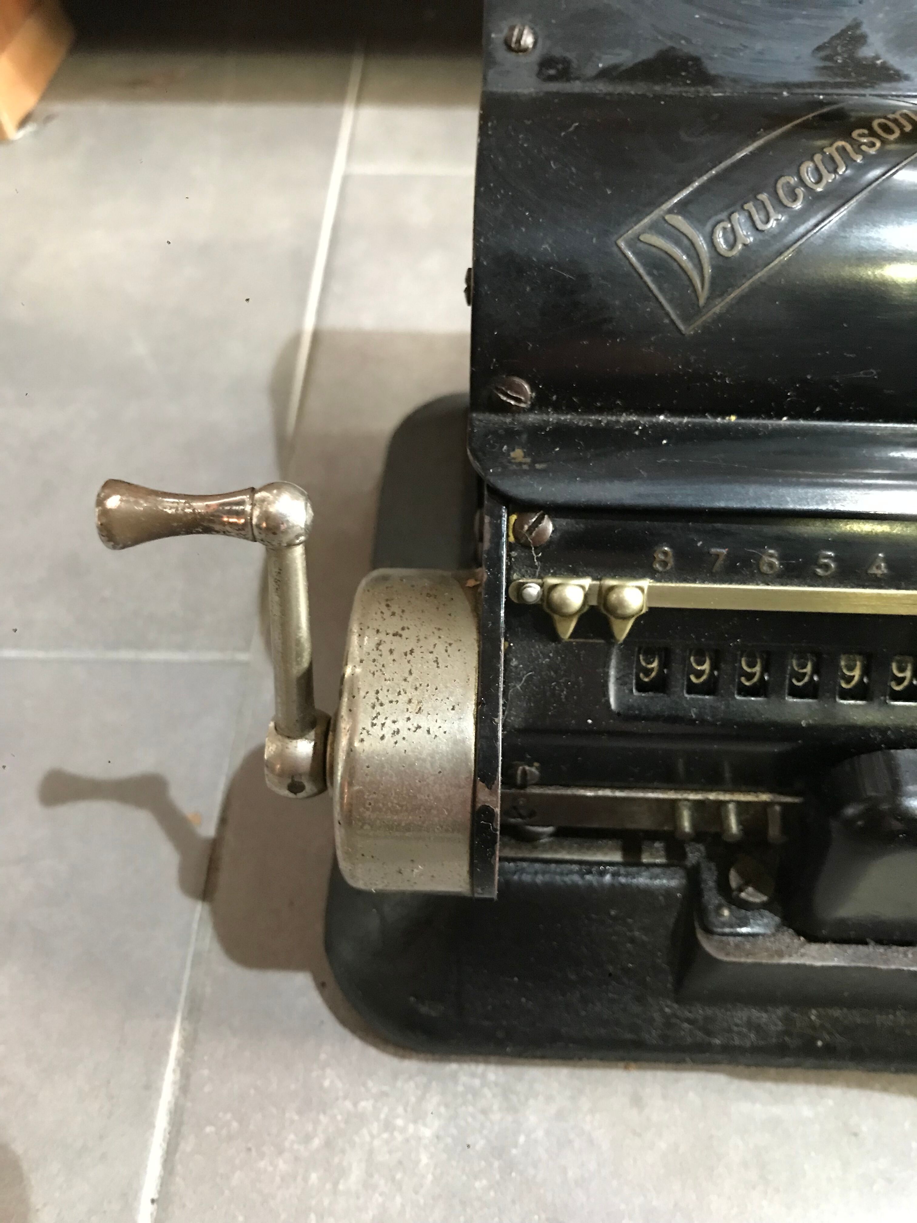 Former Vaucanson calculator