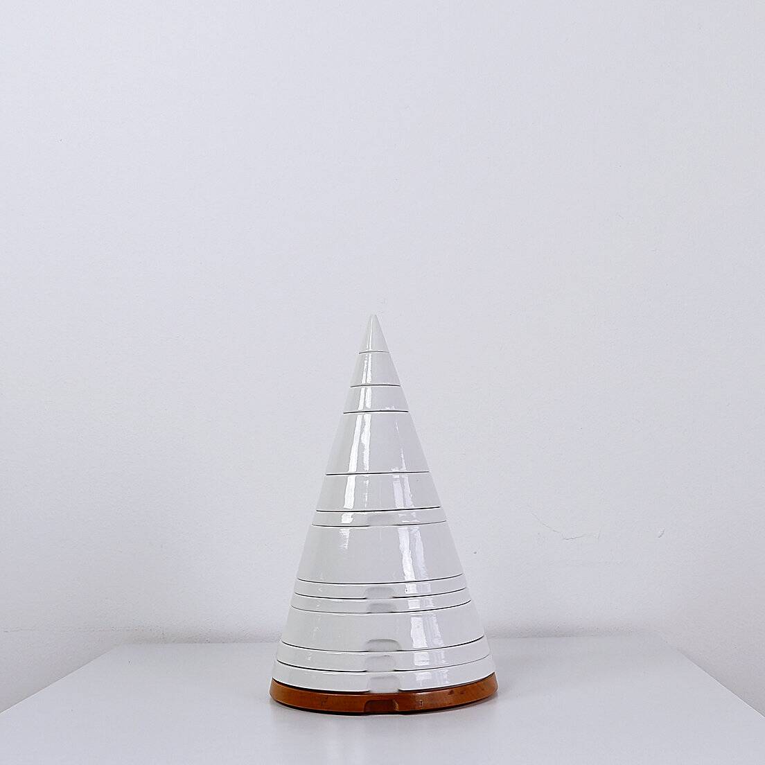 Ceramic "Pyramid" table service by Pierre Cardin - circa 1969