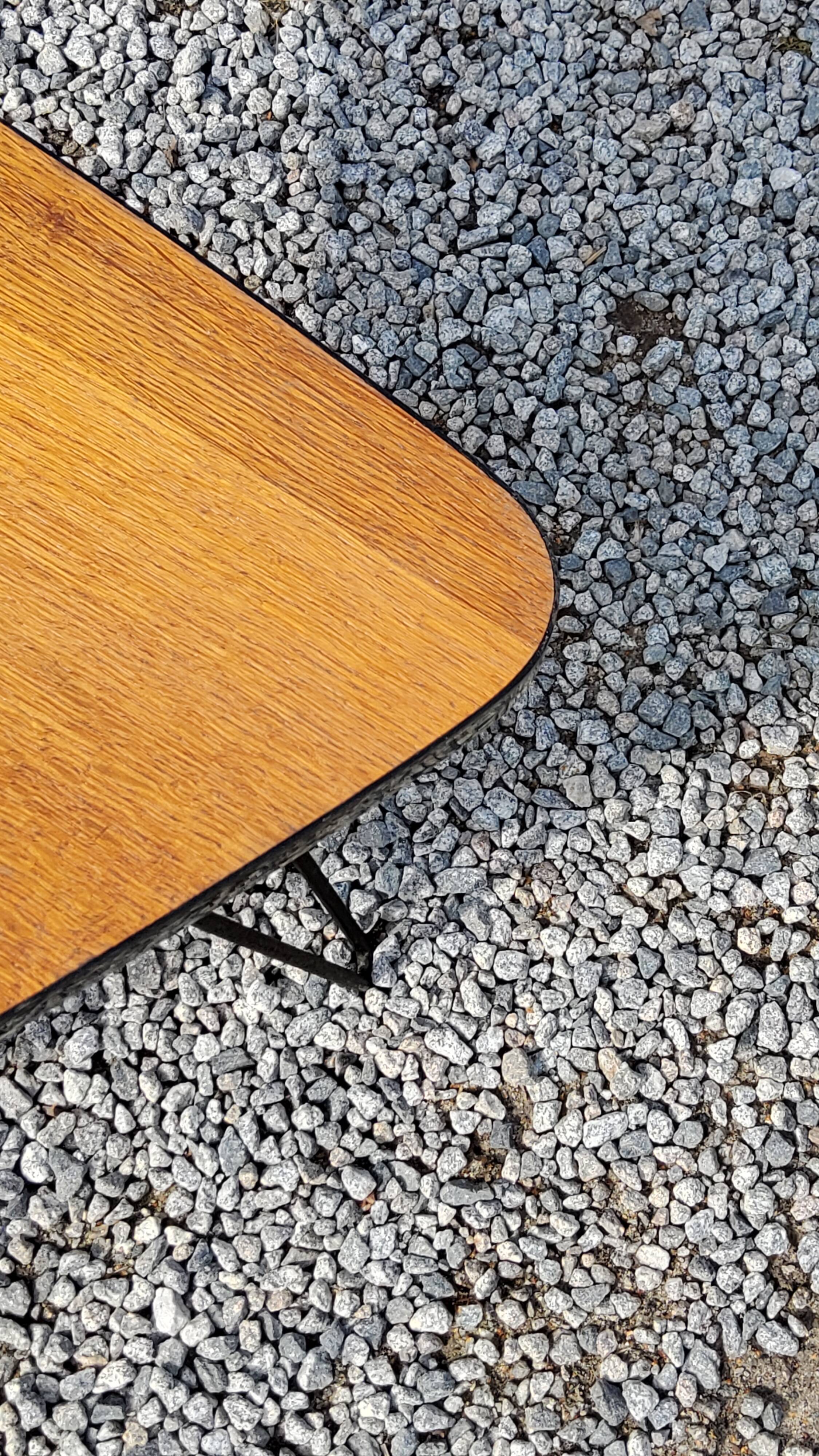Triangle coffee table in golden blond oak base full iron of the 50s