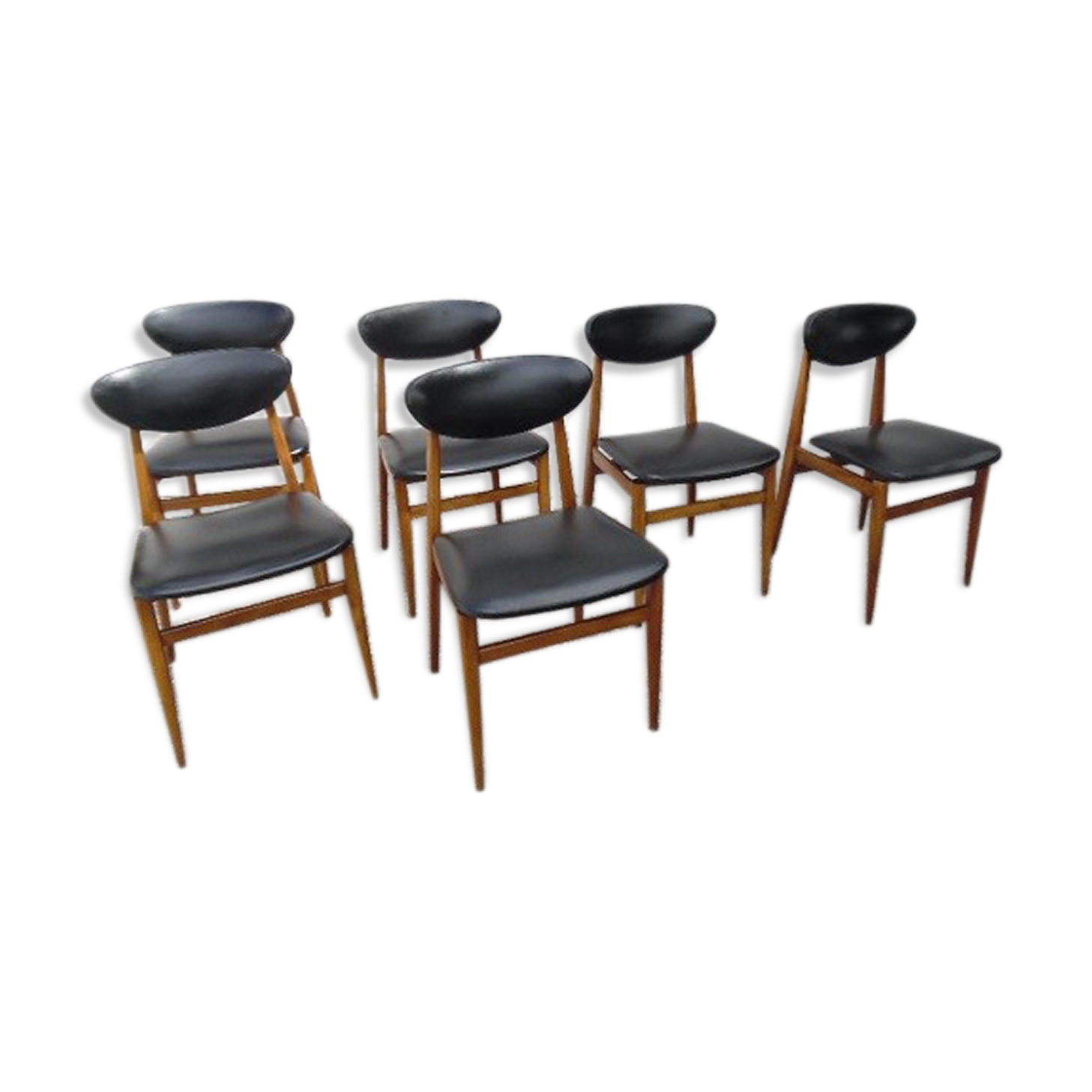 Series of six scandinavian chairs