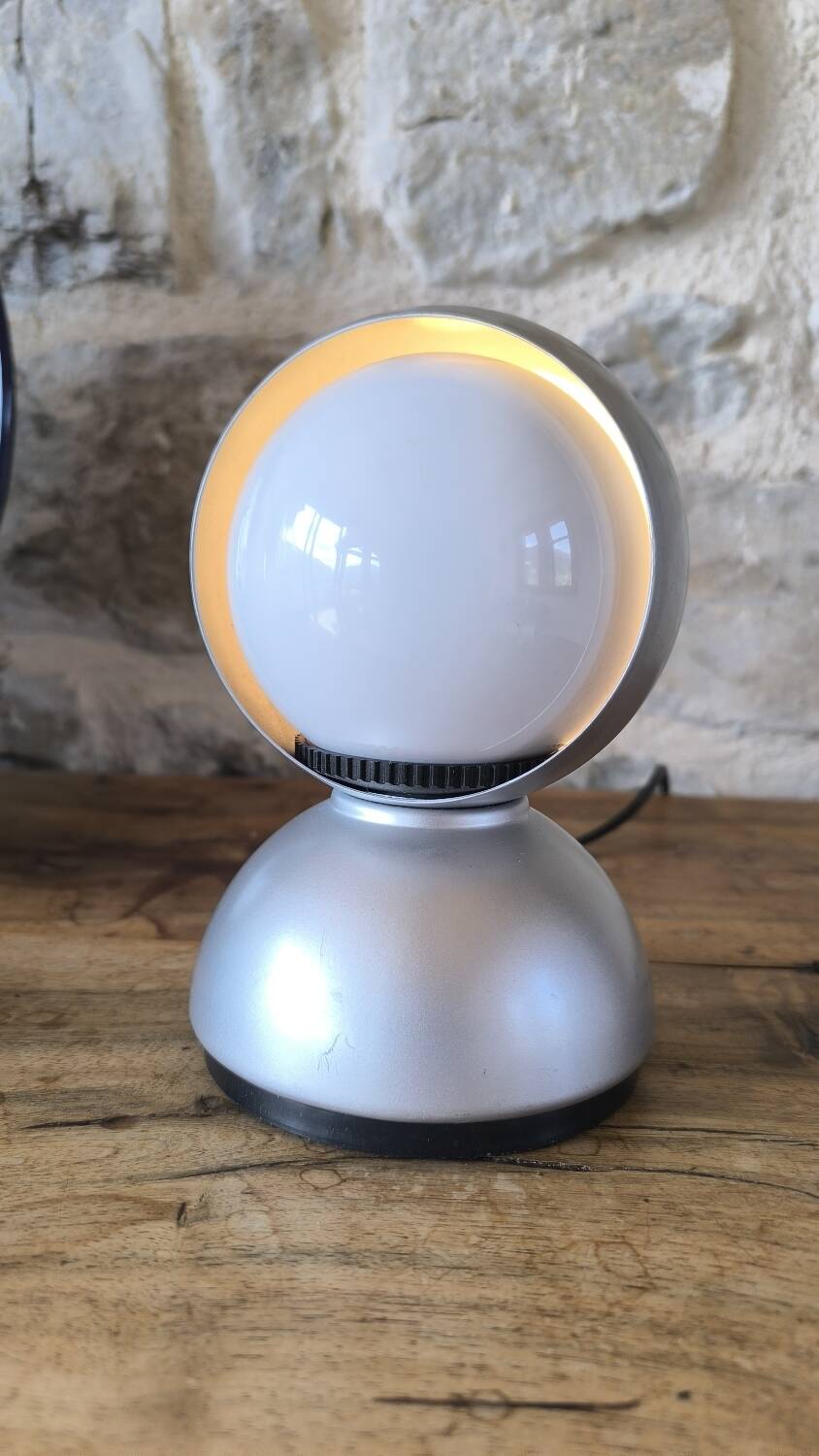 Eclisse Desk Lamp by Vico Magistretti for Artemide