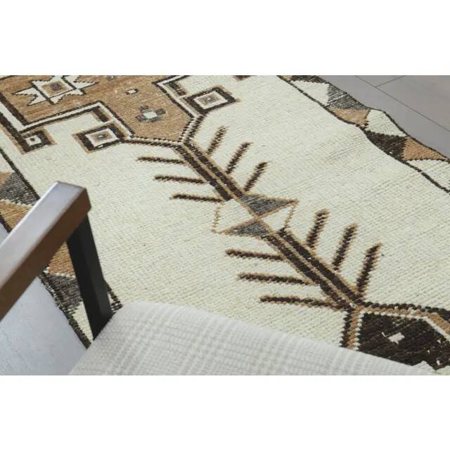 1970s Vintage Turkish Hand-Knotted Wool Cotton White Runner Rug 90x395
