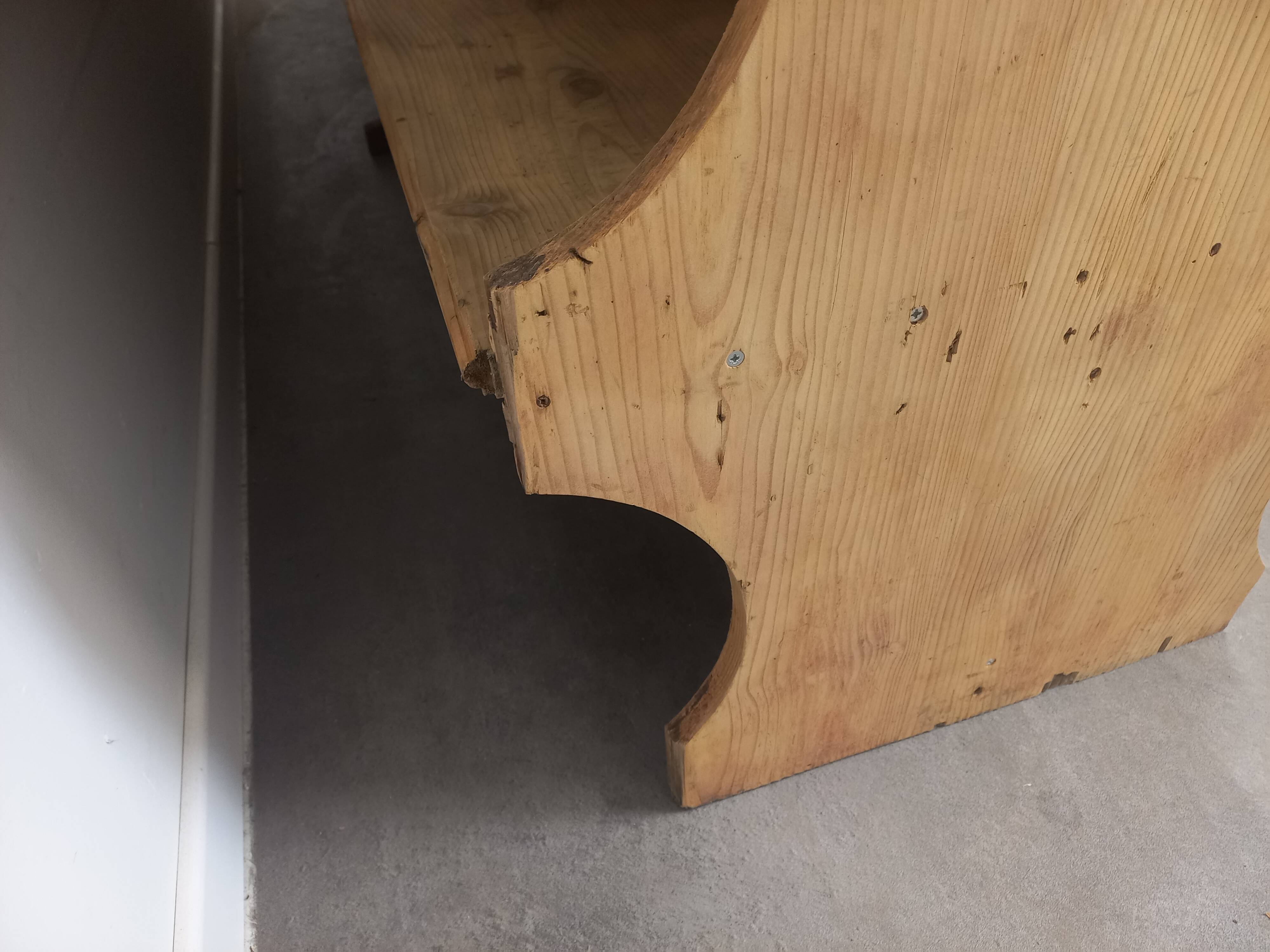 Large commercial shelf