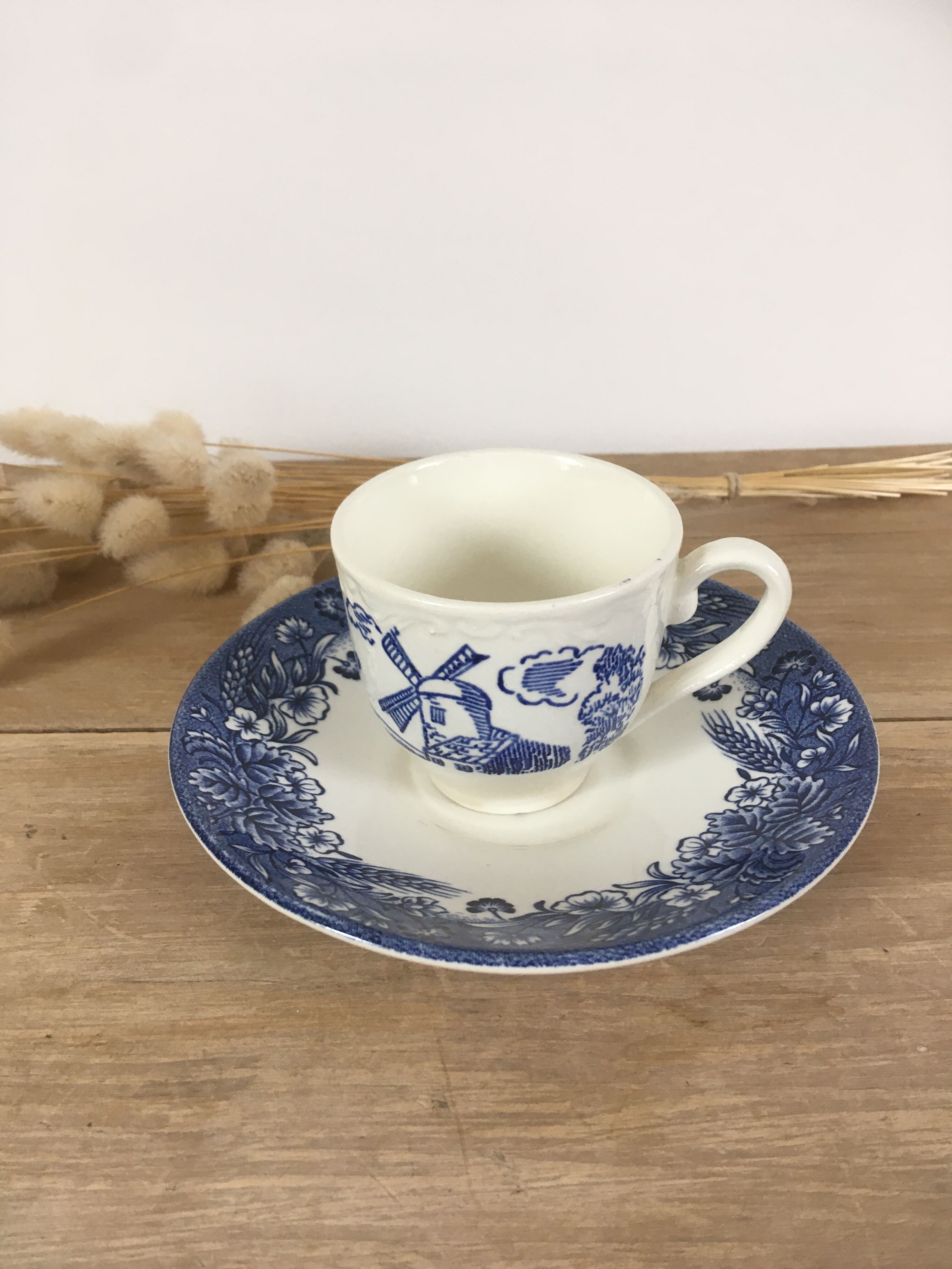 Vintage coffee cups