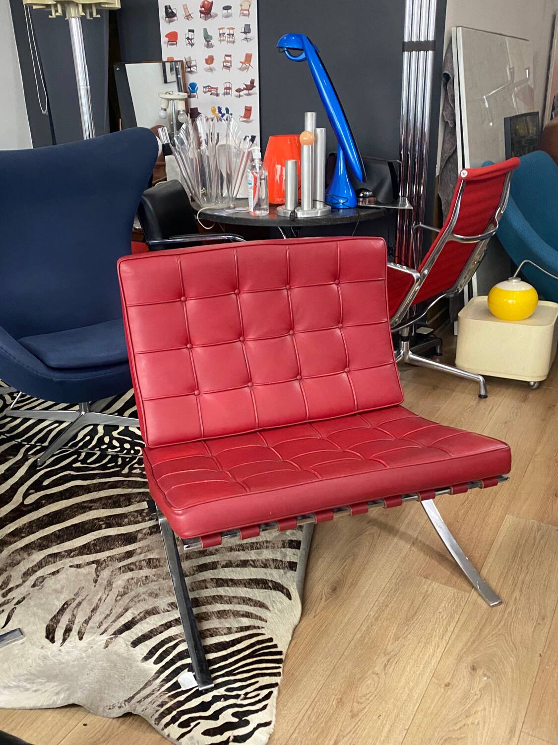 Barcelona red leather chair Knoll edition