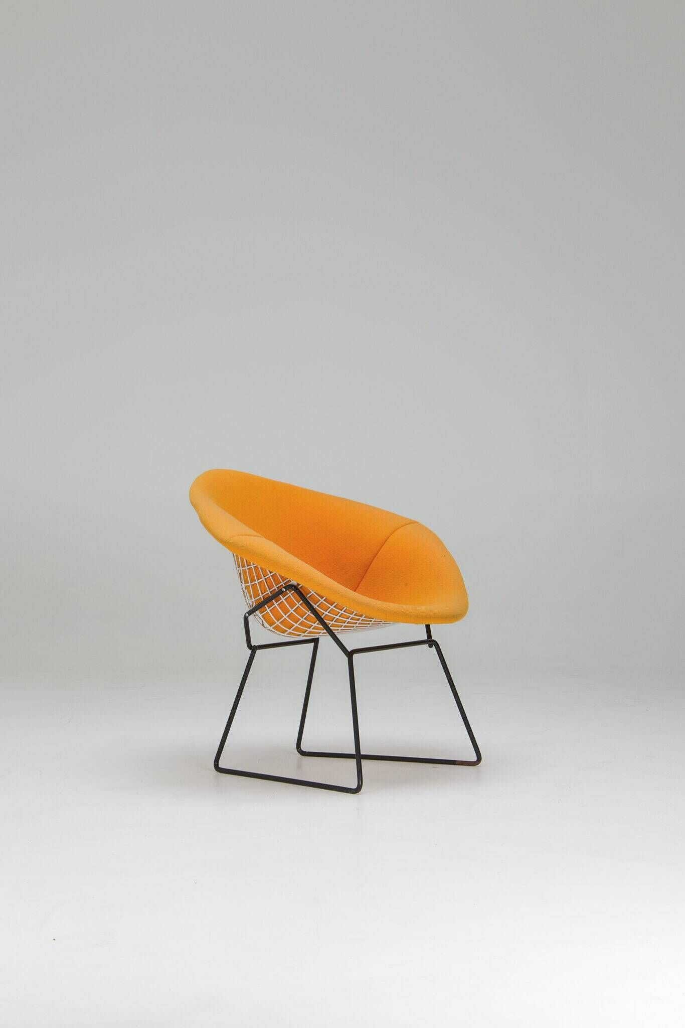 Diamond Chair – Yellow Upholstery - Harry Bertoia