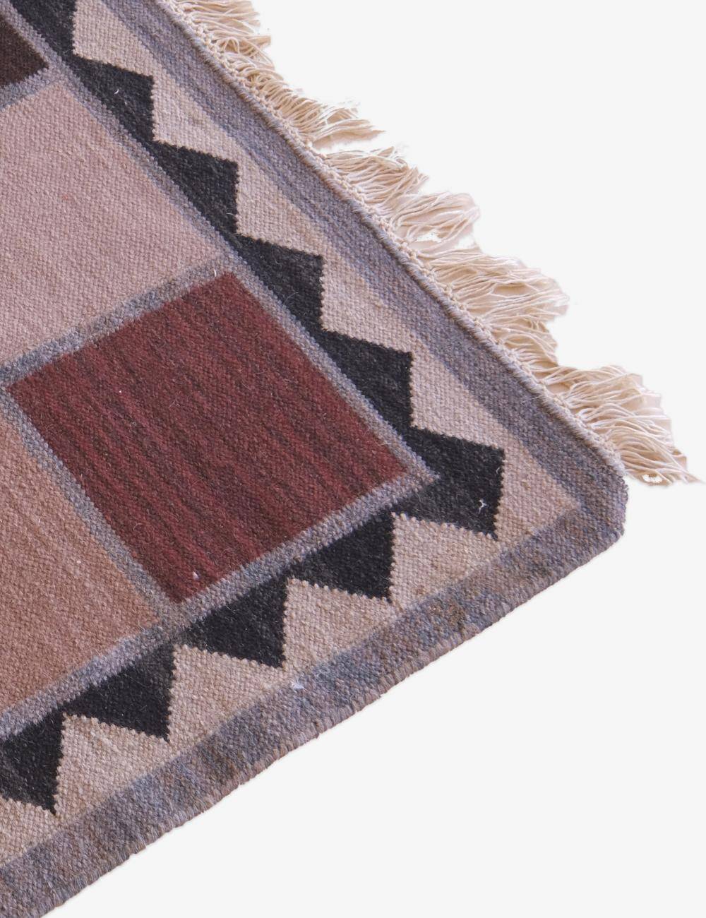 Tapis Kilim vintage à carreaux