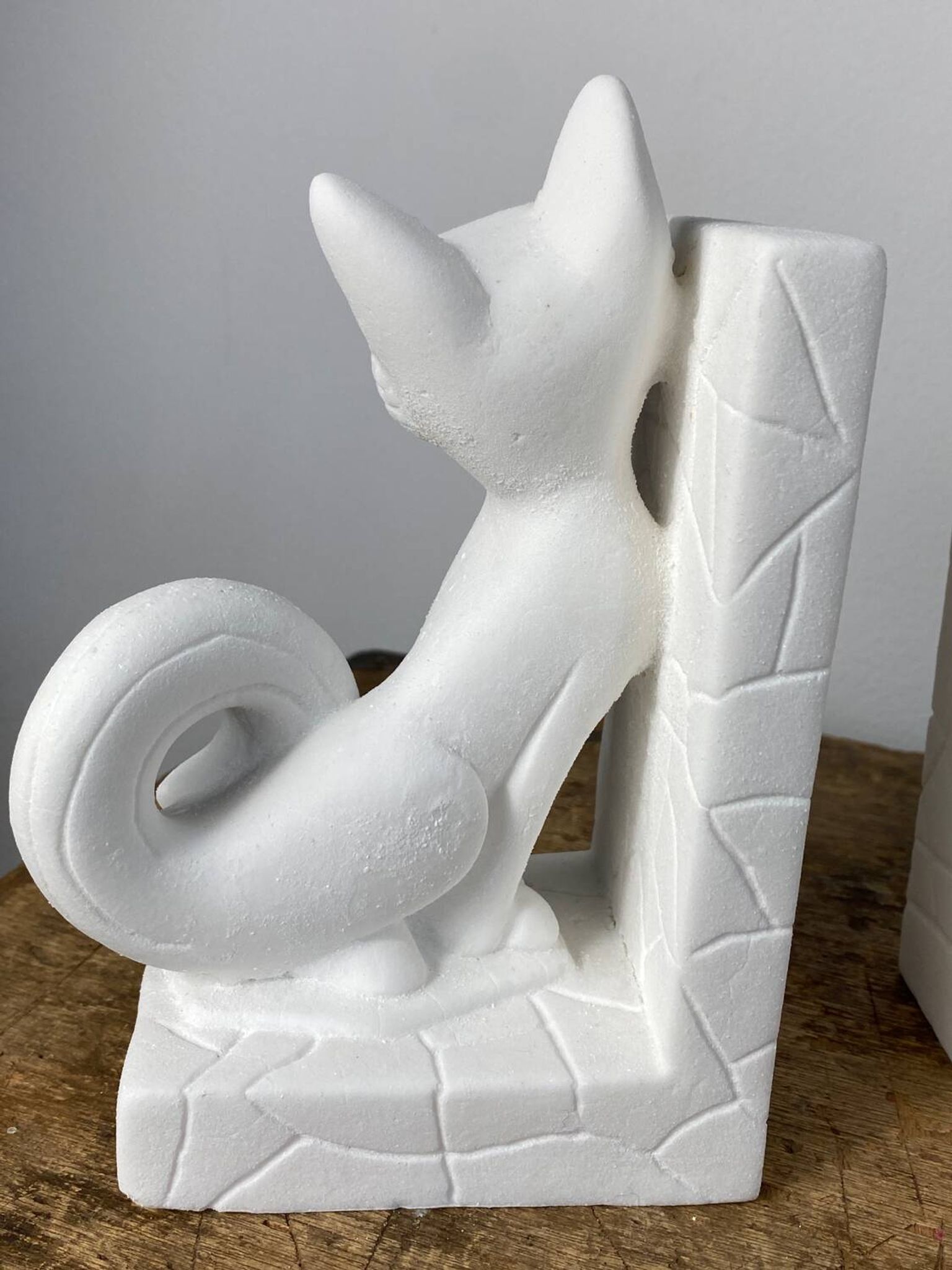 Pair of vintage stone cat bookends