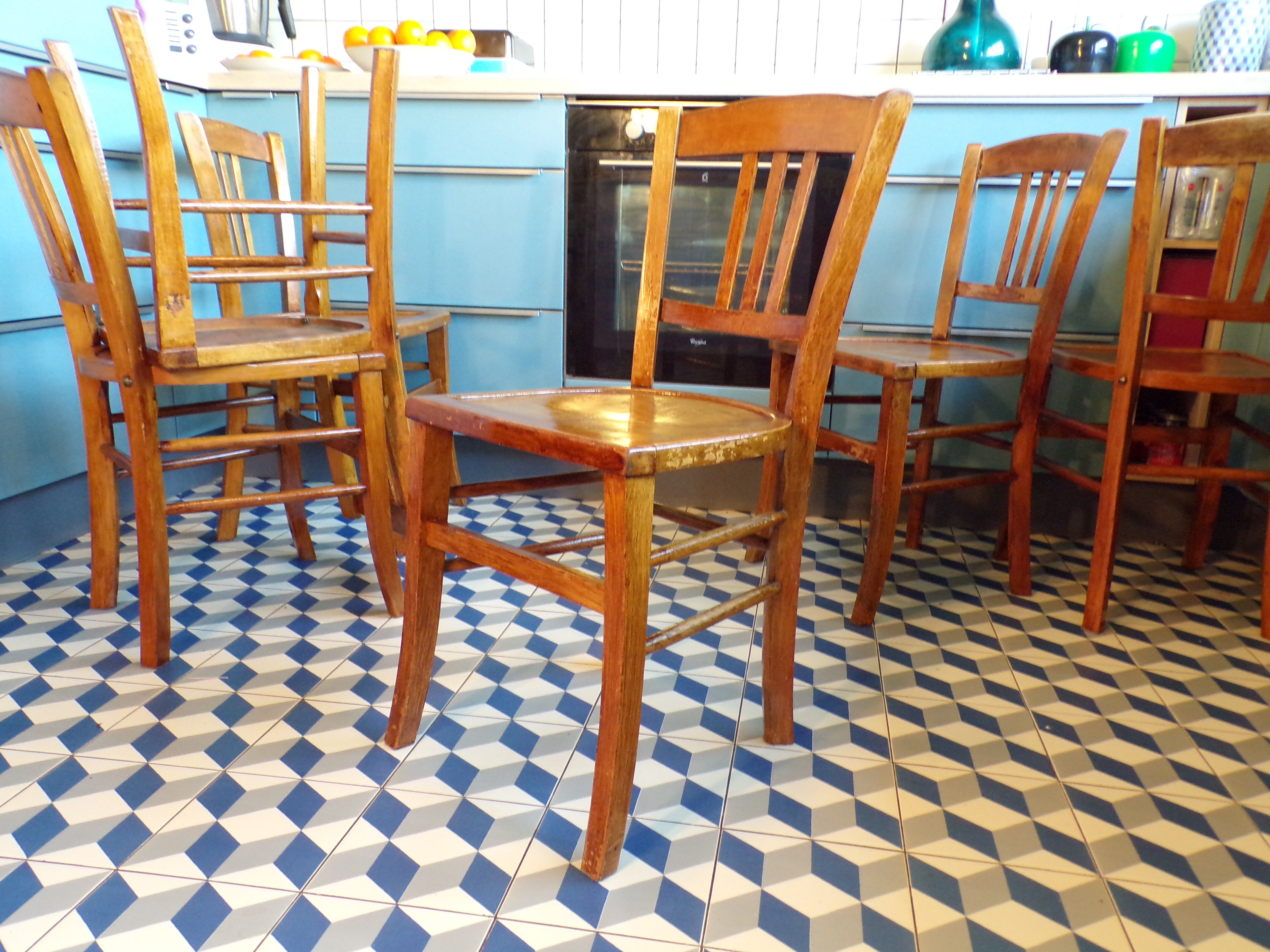 Suite 6 Luterma bistro chairs