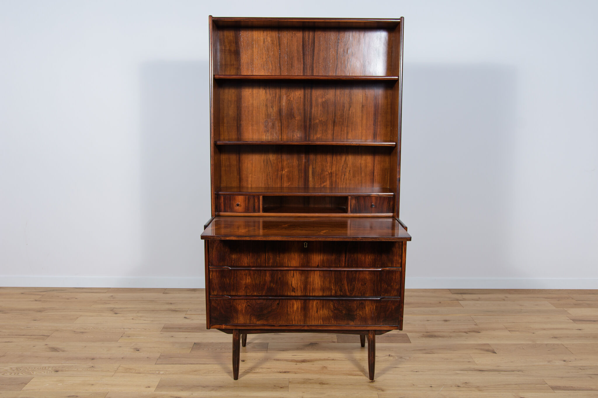 Mid-century rosewood shelf with pull-out top, 1960s