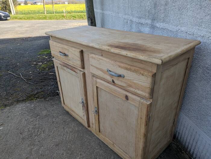 Parisian style buffet