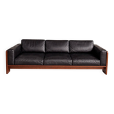 Three-seater canapé in leather and rosewood Bastiano by Tobia Scarpa.