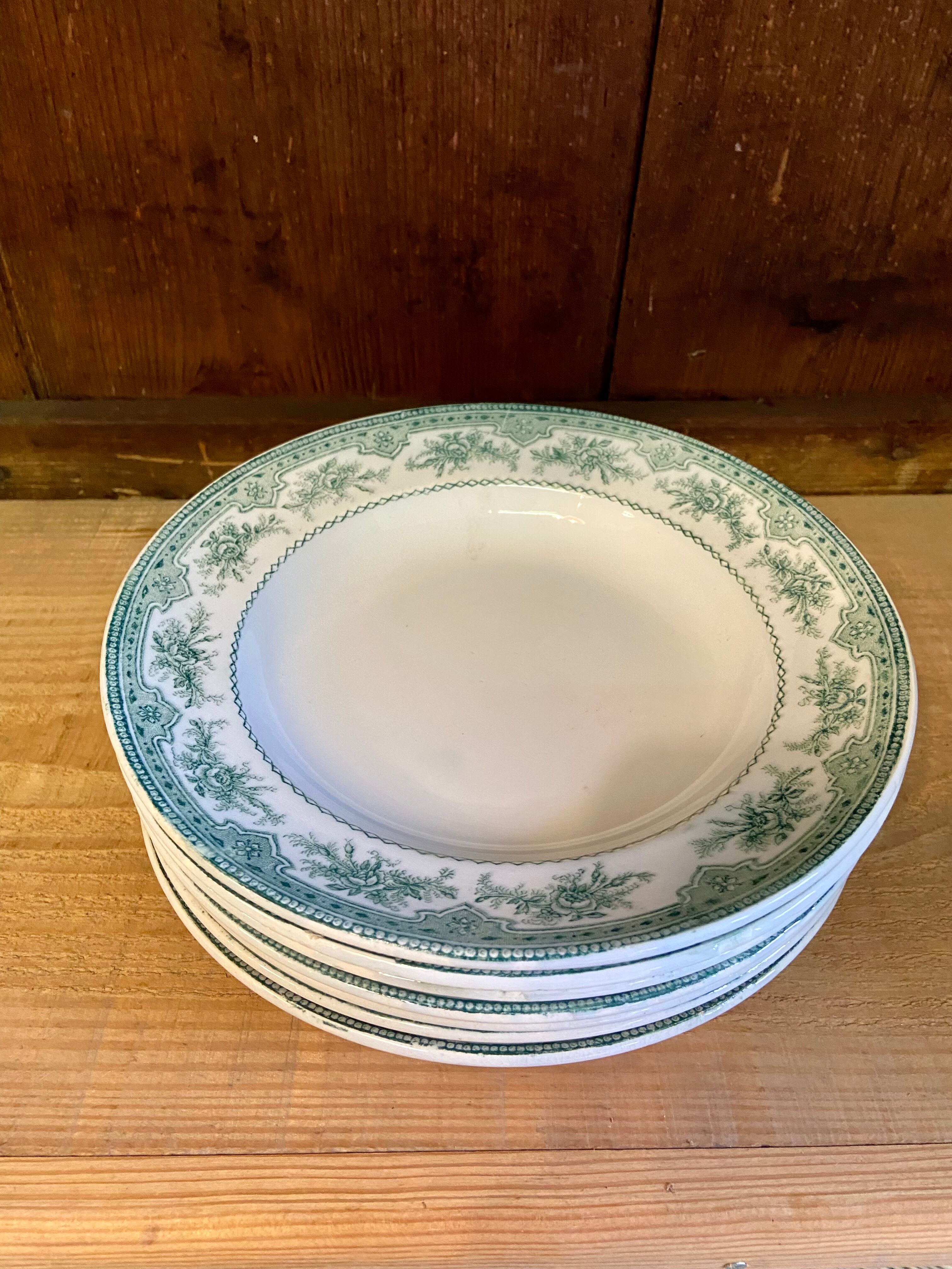 Lot green iron earth plates