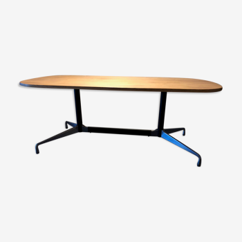Table segmented par Charles & Ray Eames
