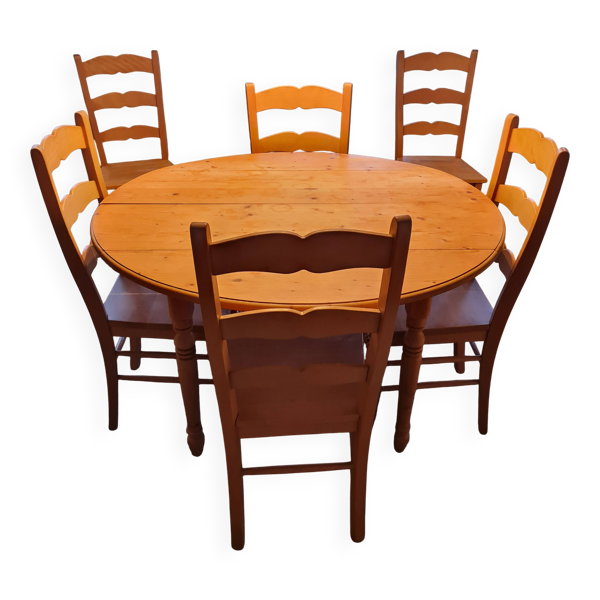Table et chaises en pin massif