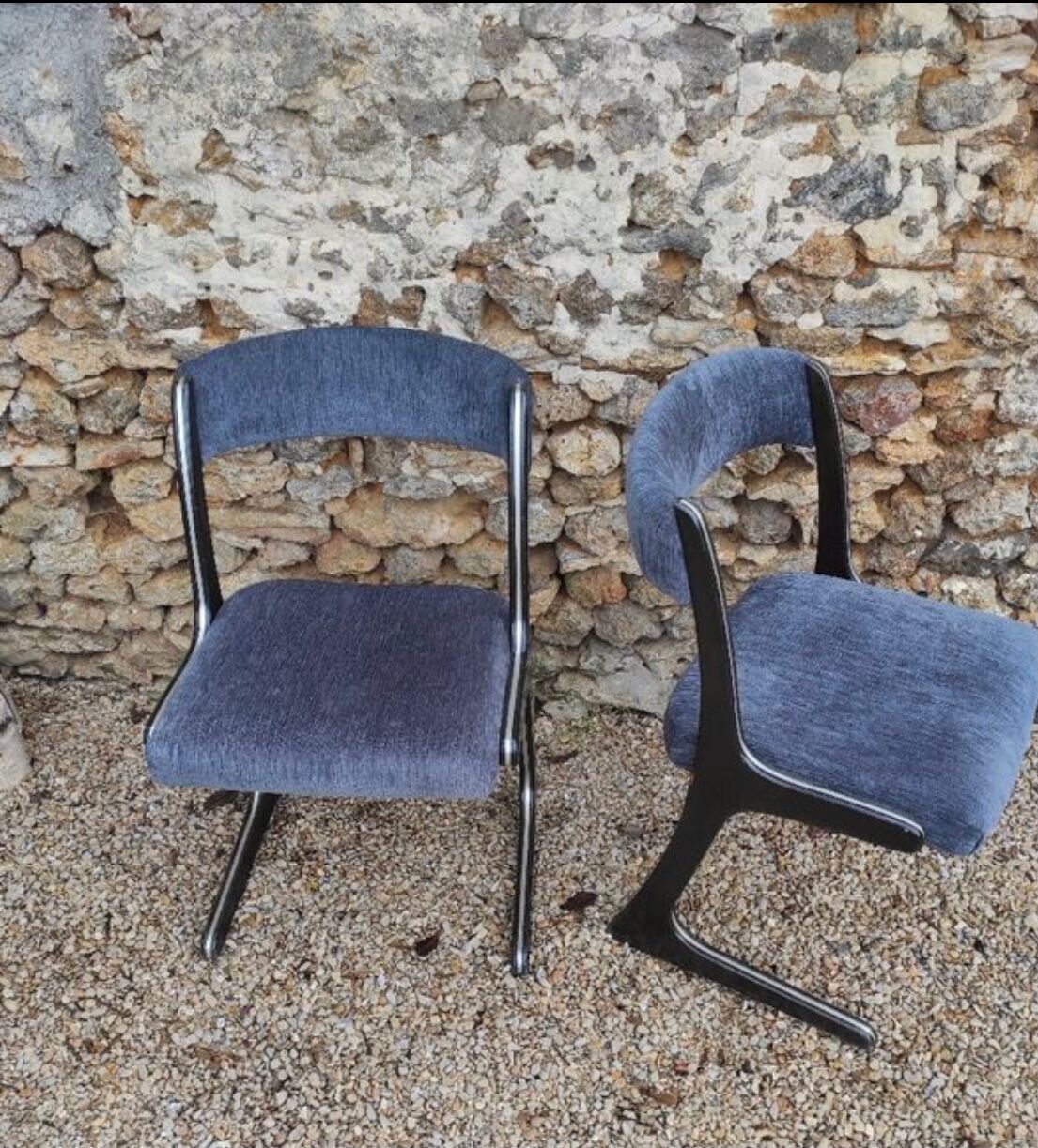 Set of vintage chairs design