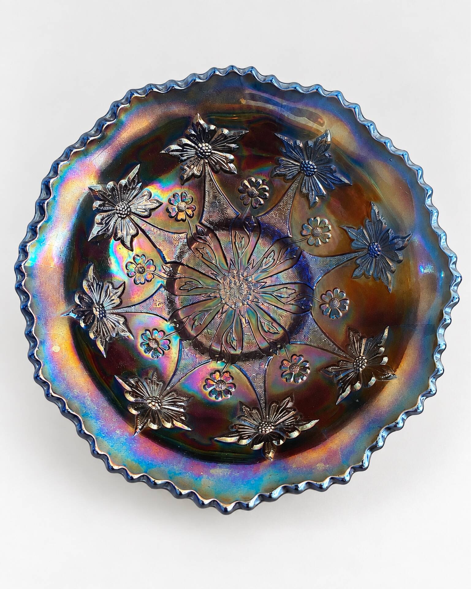 Fenton little flowers carnival glass cup