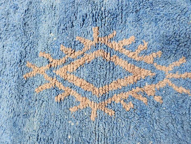 Natural handmade Moroccan rug 3 x 2 m