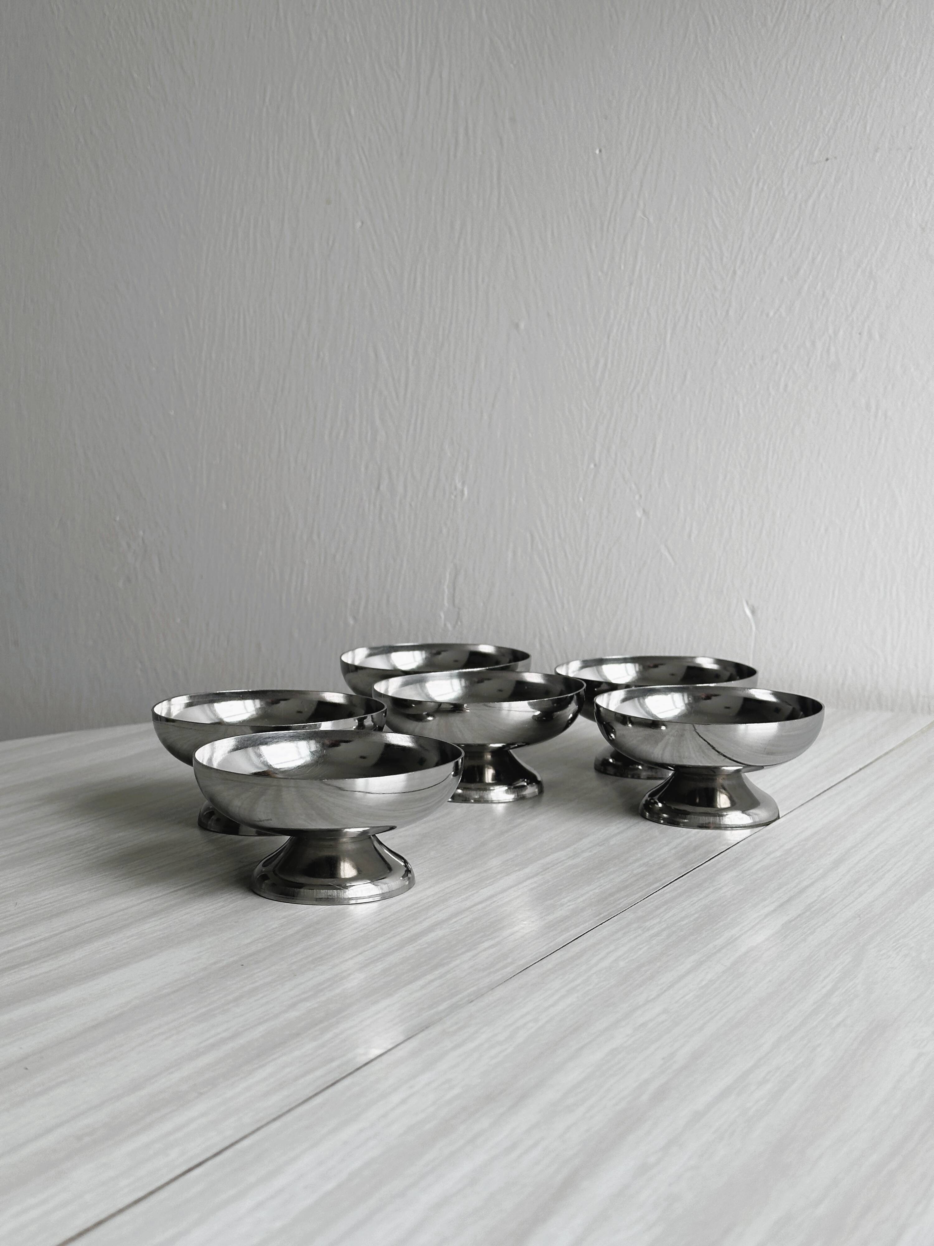 6 coupelles sur pied en inox style Letang Remy